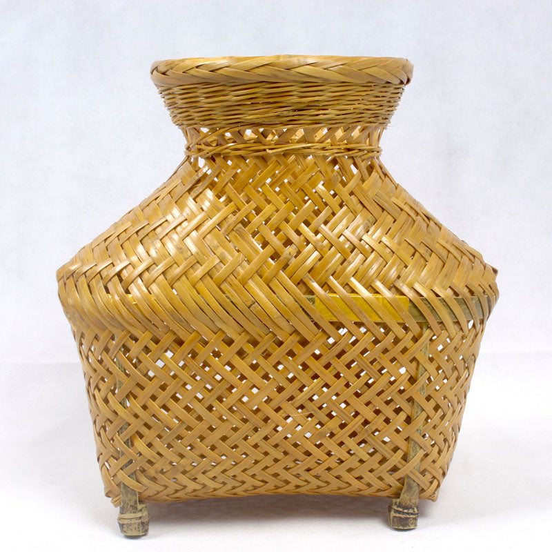 Handmade Bamboo Fish Basket – Traditional Stream Fishing Cage & Ornament